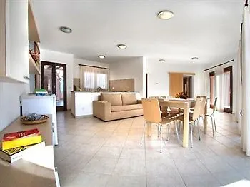 Gravina &